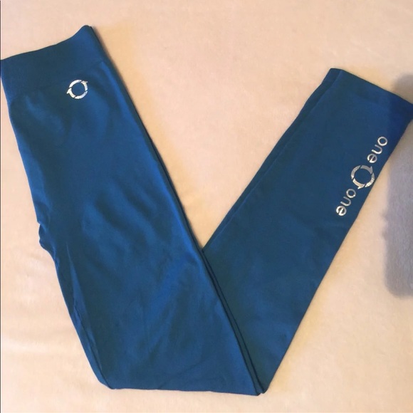 Michelle Lewin Skinflex leggings - Picture 3 of 4